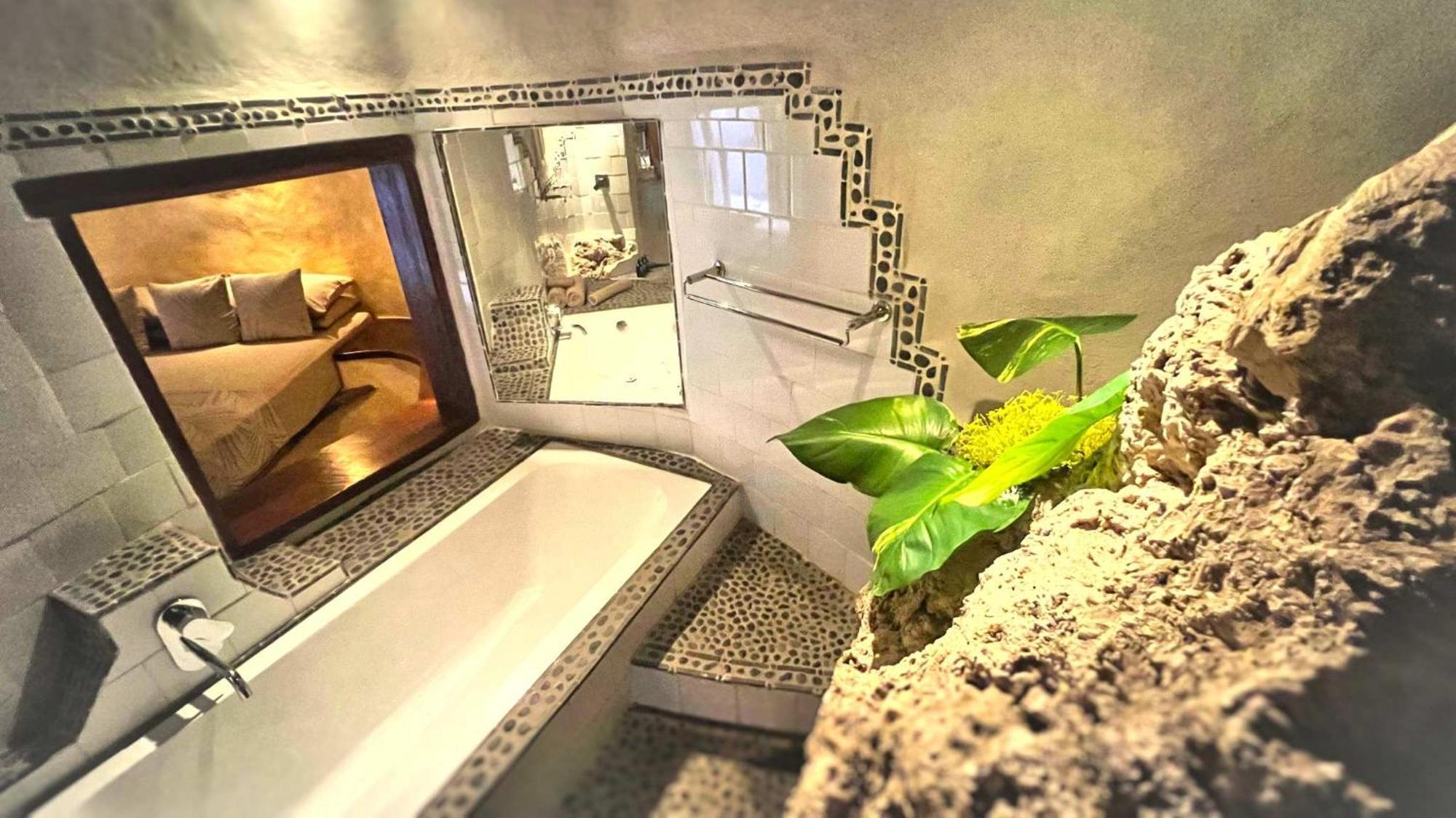 Rockwater Resort Iuiak Екстериор снимка